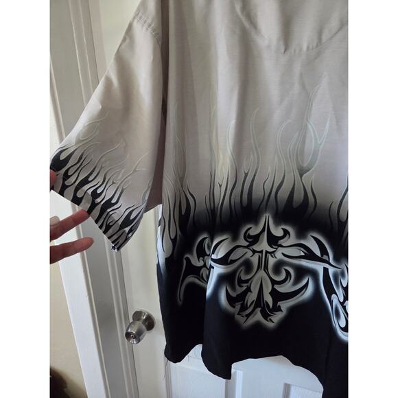 Vtg Y2K No Boundaries 2XL Black Gray Flames Graphic Button up Shirt Tribal - Picture 6 of 8